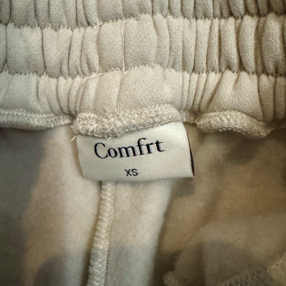 Comfrt Cream Sweatpants - Picture 3 of 4